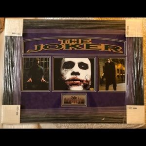 HEALTH LEDGER AUTOGRAPH w/AUTHENTICITY (THE JOKER)